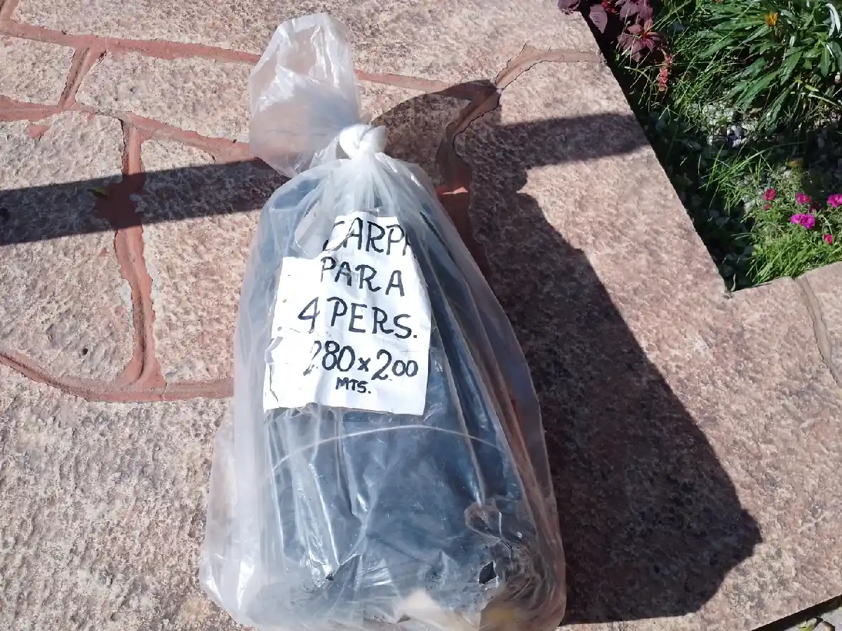 Se robó una carpa de una feria y lo atraparon