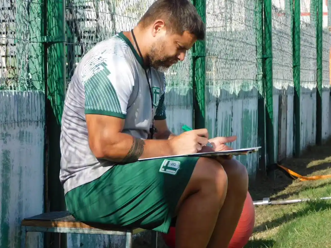 El entrenador Sergio Maza tendría al once titular