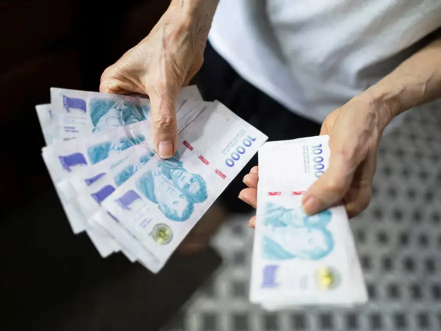 El crédito para el consumo se estancó a fines de 2025 por la morosidad y la caída del poder adquisitivo