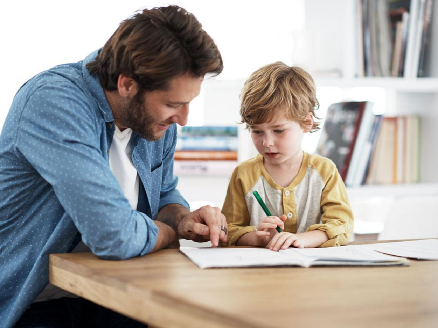 Clases presenciales: renuevan las licencias para empleados con hijos