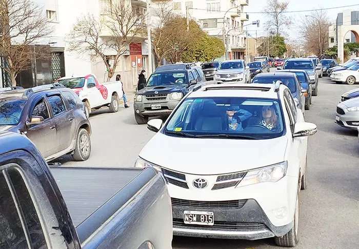 Padres se movilizaron para pedir la vuelta a la presencialidad