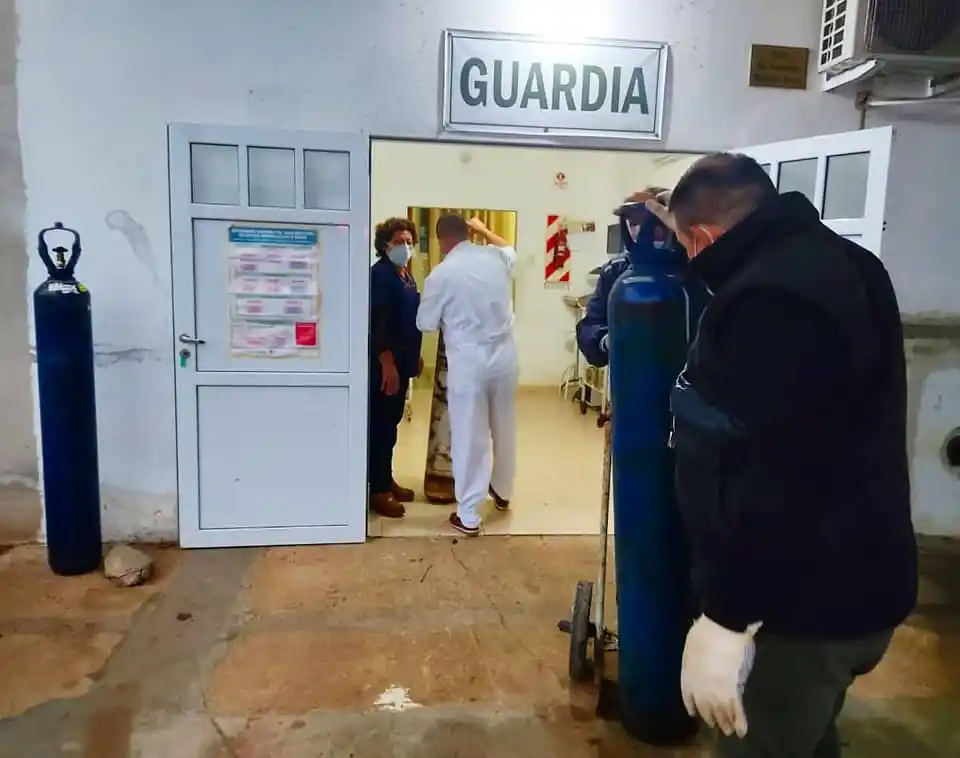 Urdinarrain sumó 37 tubos de oxígeno para las camas de internación Covid