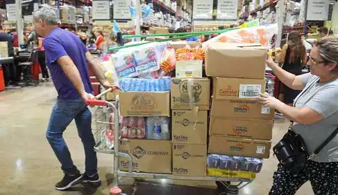 Congelamiento de precios: la obstinada insistencia con una  medida que  no funciona