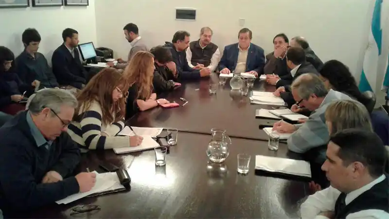 ATE y UPCN rechazaron el 21% de suba salarial que ofreció el Gobierno