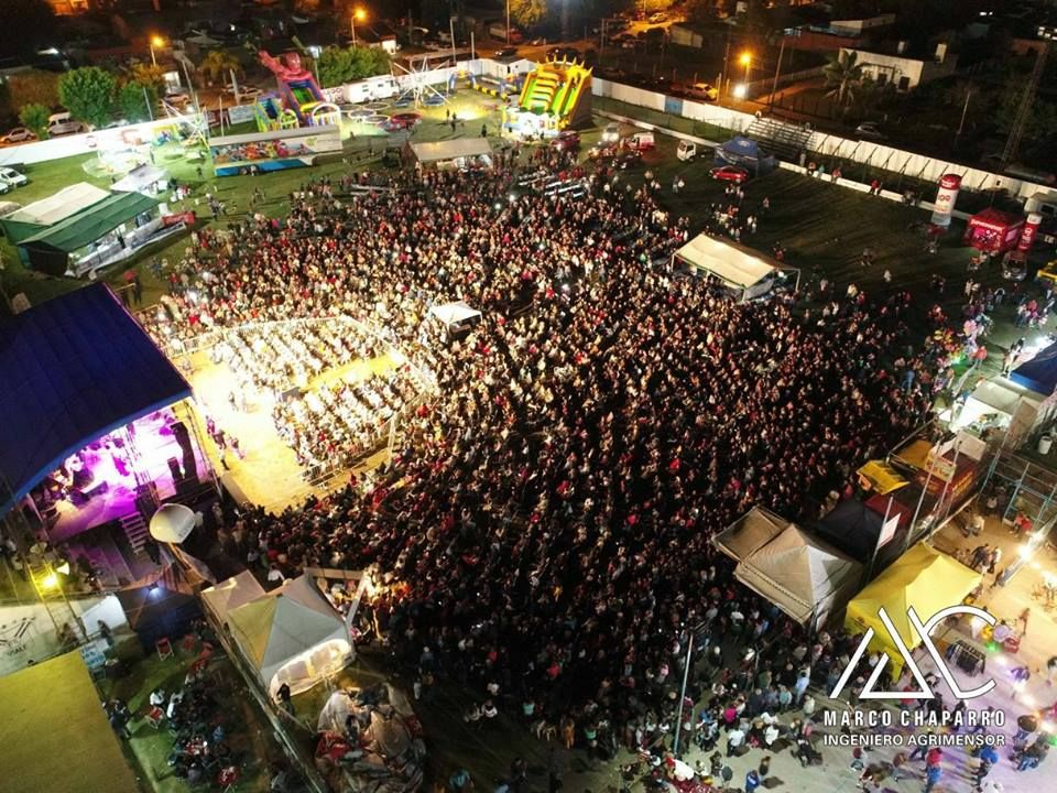 Exposición gastronómica, artesanal y comercial