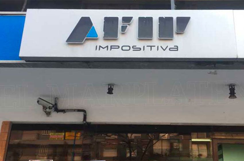 AFIP instrumenta exención del impuesto al cheque para monotributistas