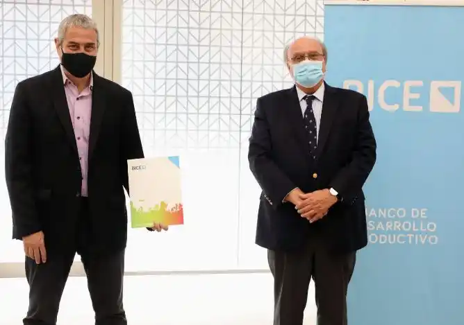 Avellaneda: Ferraresi firmó un convenio con el Banco de Inversión y Comercio Exterior para compra de maquinaria