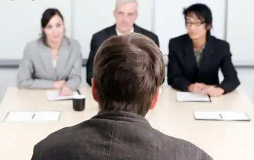 Cuando el currículum se construye en las redes sociales