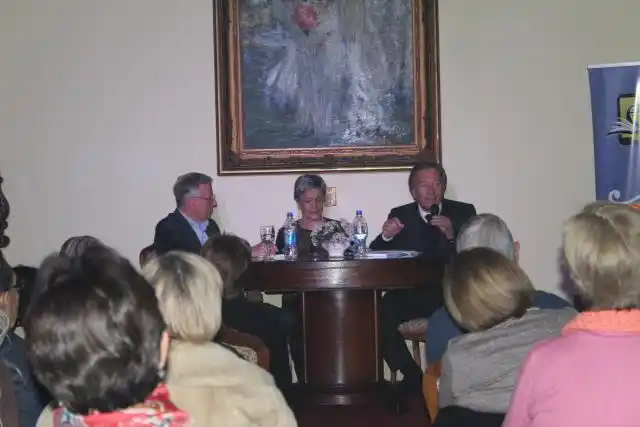 Emotiva presentación de “Tan sólo un soñador”, de Tuky Carboni