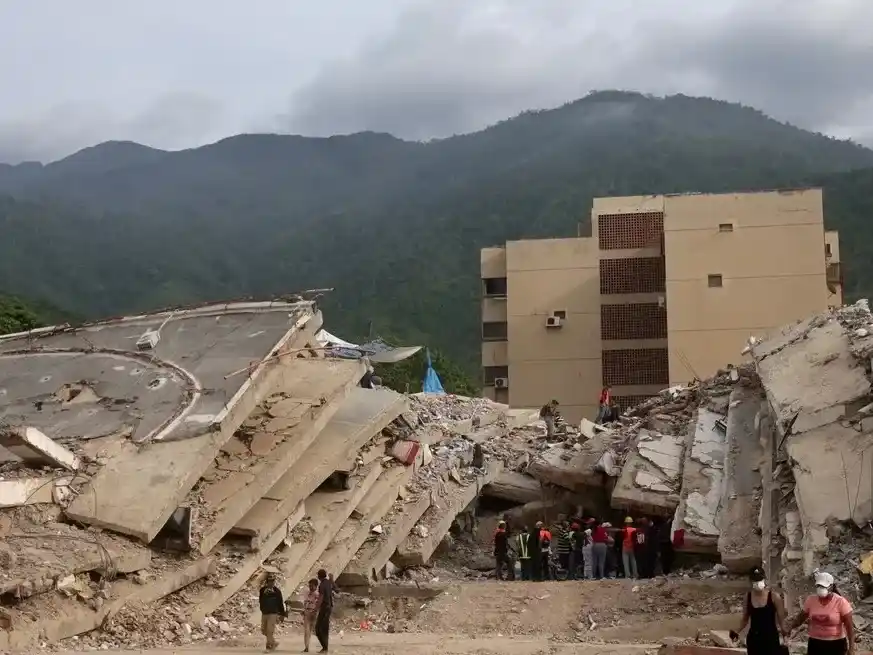 La cifra de muertos por los terremotos en Venezuela ya superó los 4.000. Foto: Reuters.