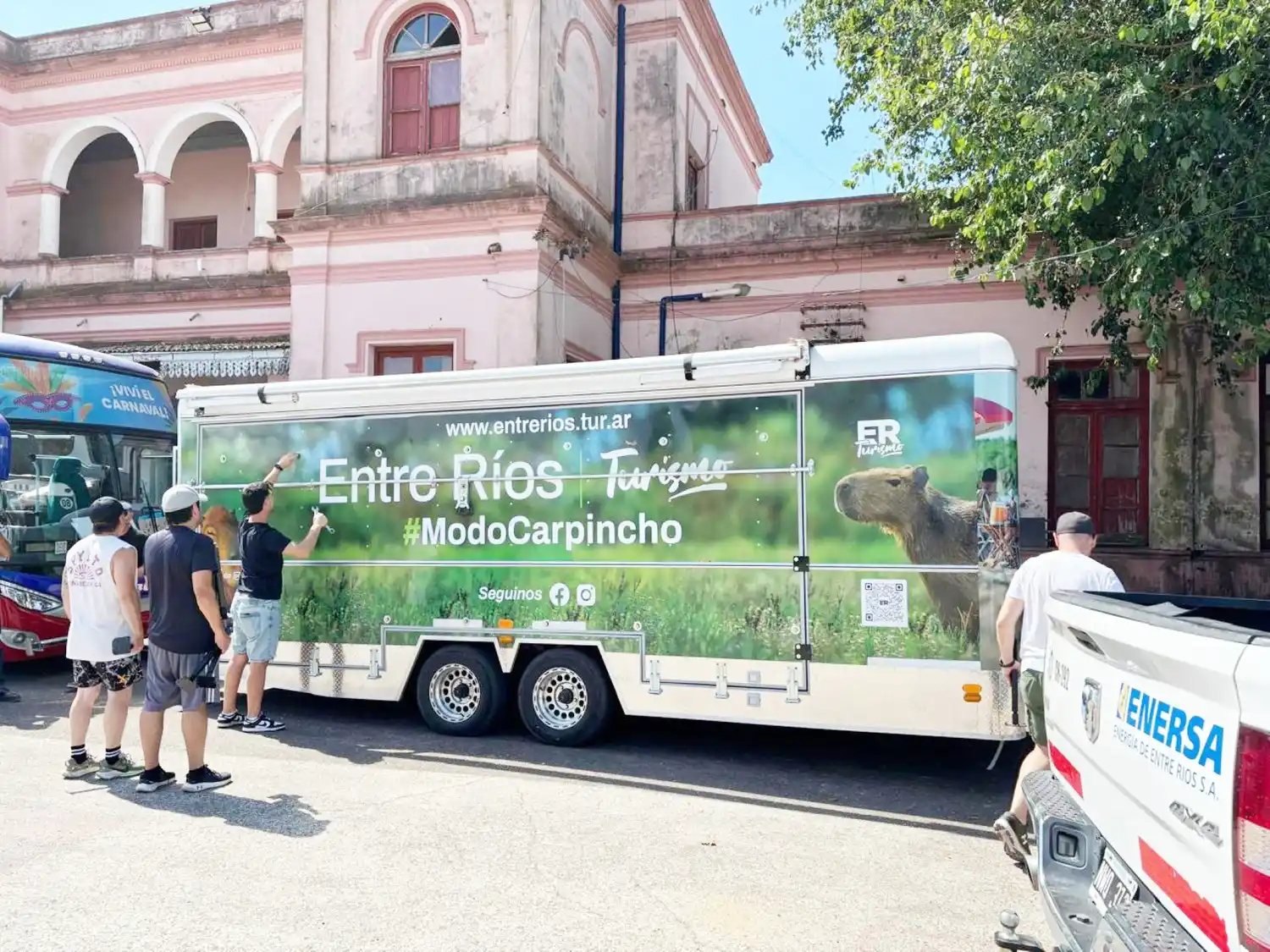 La Oficina Móvil de Turismo inició su recorrido de promoción por Entre Ríos