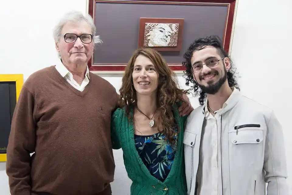Numerosas obras participan del 1º Salón de Artes Plásticas