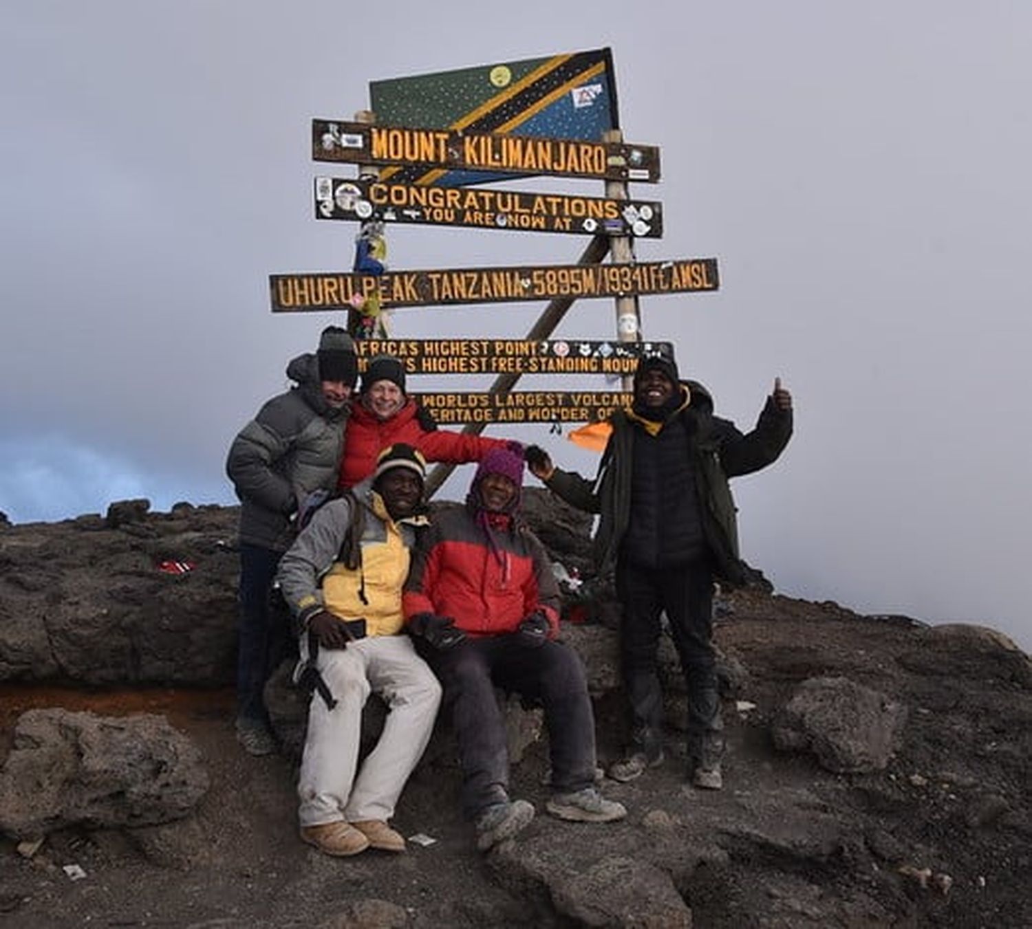 En la cima del Kilimanjaro