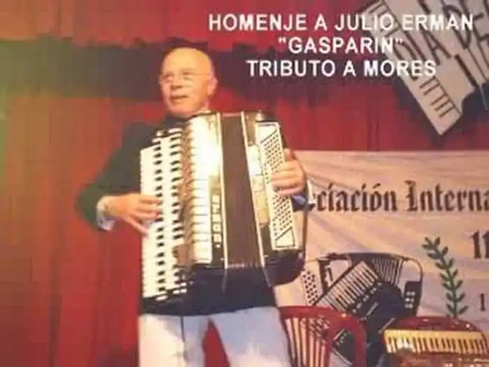 Julio Erman Gasparín