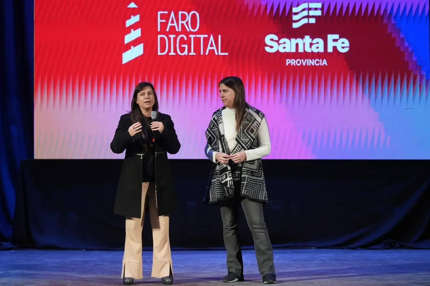 Más de 1.300 personas participaron de charlas para prevenir la dependencia digital en Santa Fe