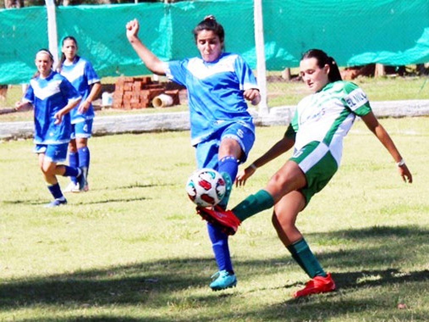 En el fútbol femenino, las chicas de Santa María debutaron con un triunfo