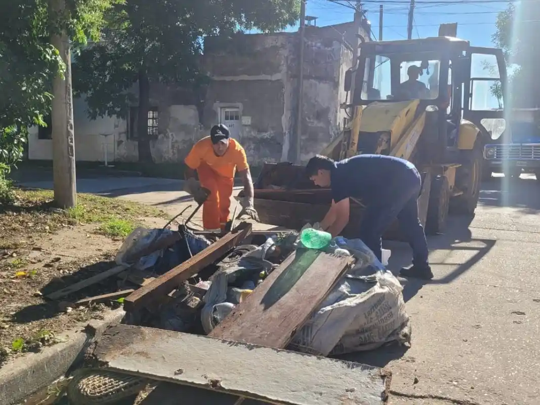Campaña Patio Limpio: En dos días, se visitaron 141 viviendas en Barrio Munilla
