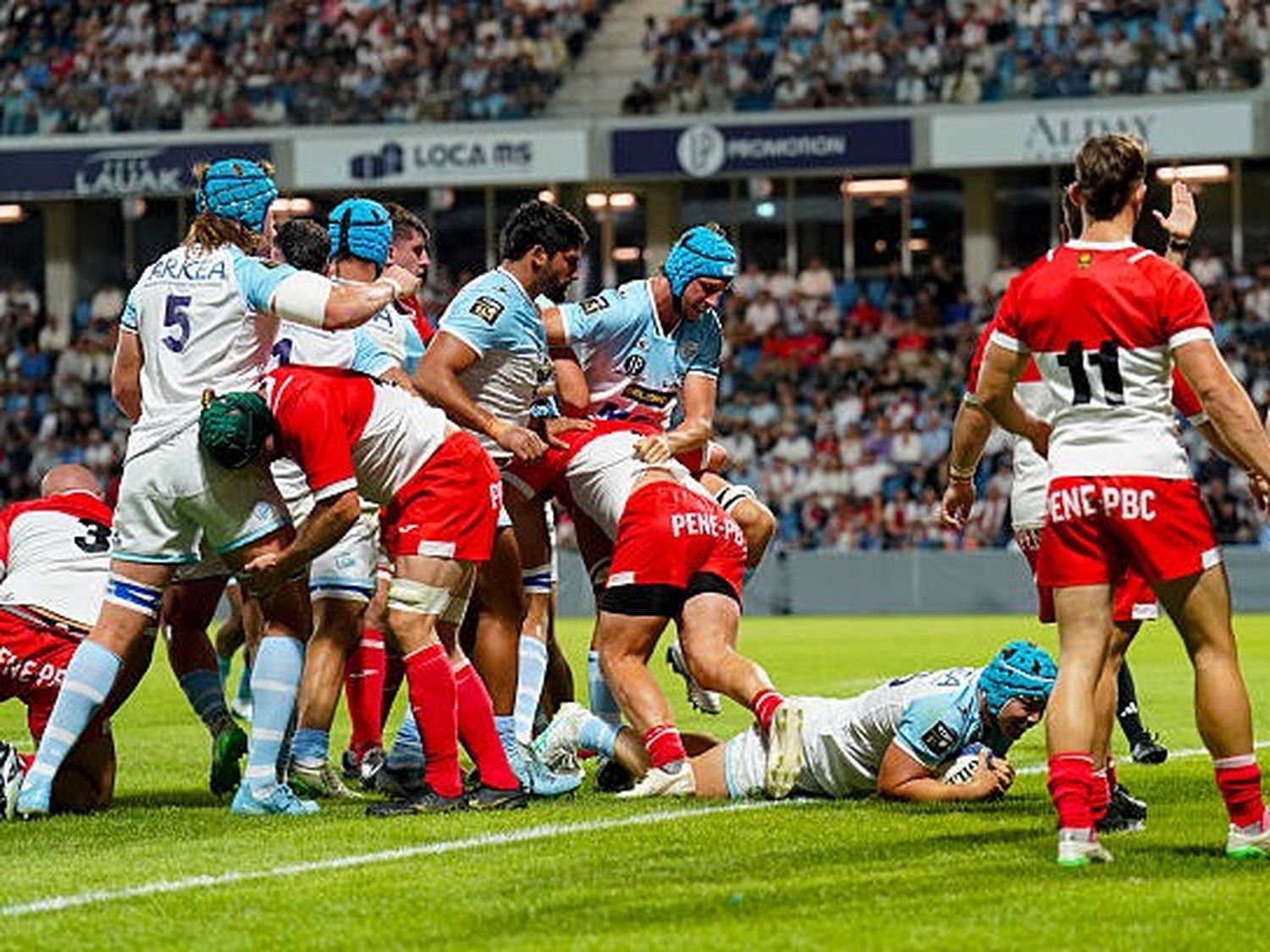 Calles y Bruni ingresaron en el amistoso ante Biarritz