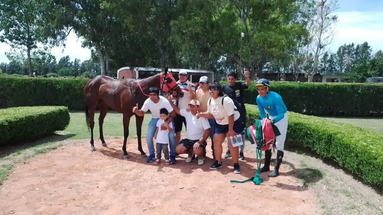 Turf: cierre de temporada con grandes definiciones y destacadas actuaciones