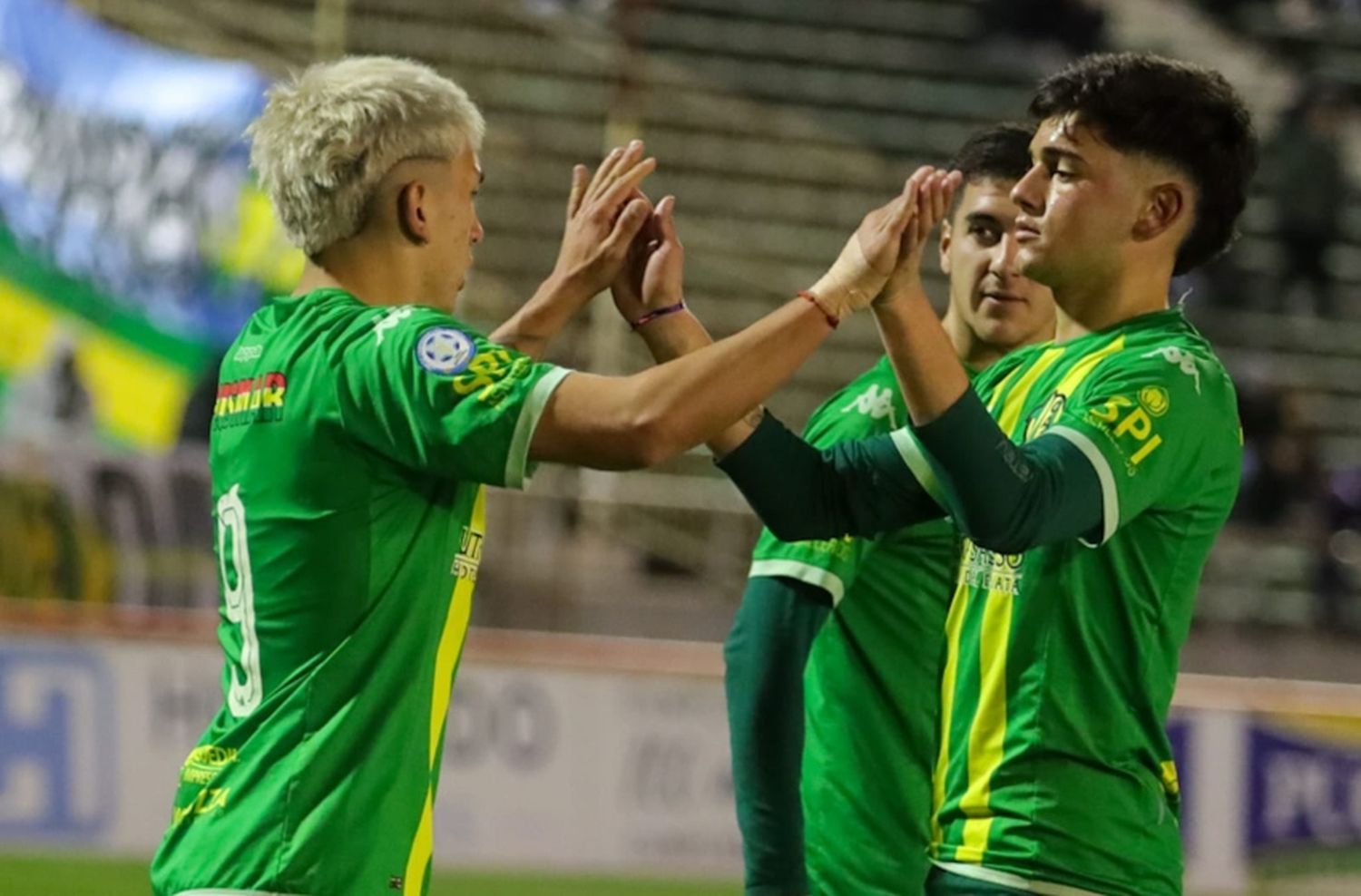 Aldosivi visita a un débil Tristán Suárez
