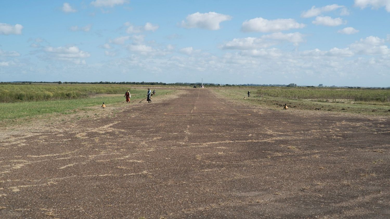 Tras medio año inoperante, la pista del Aeródromo sigue deteriorada y sin solución