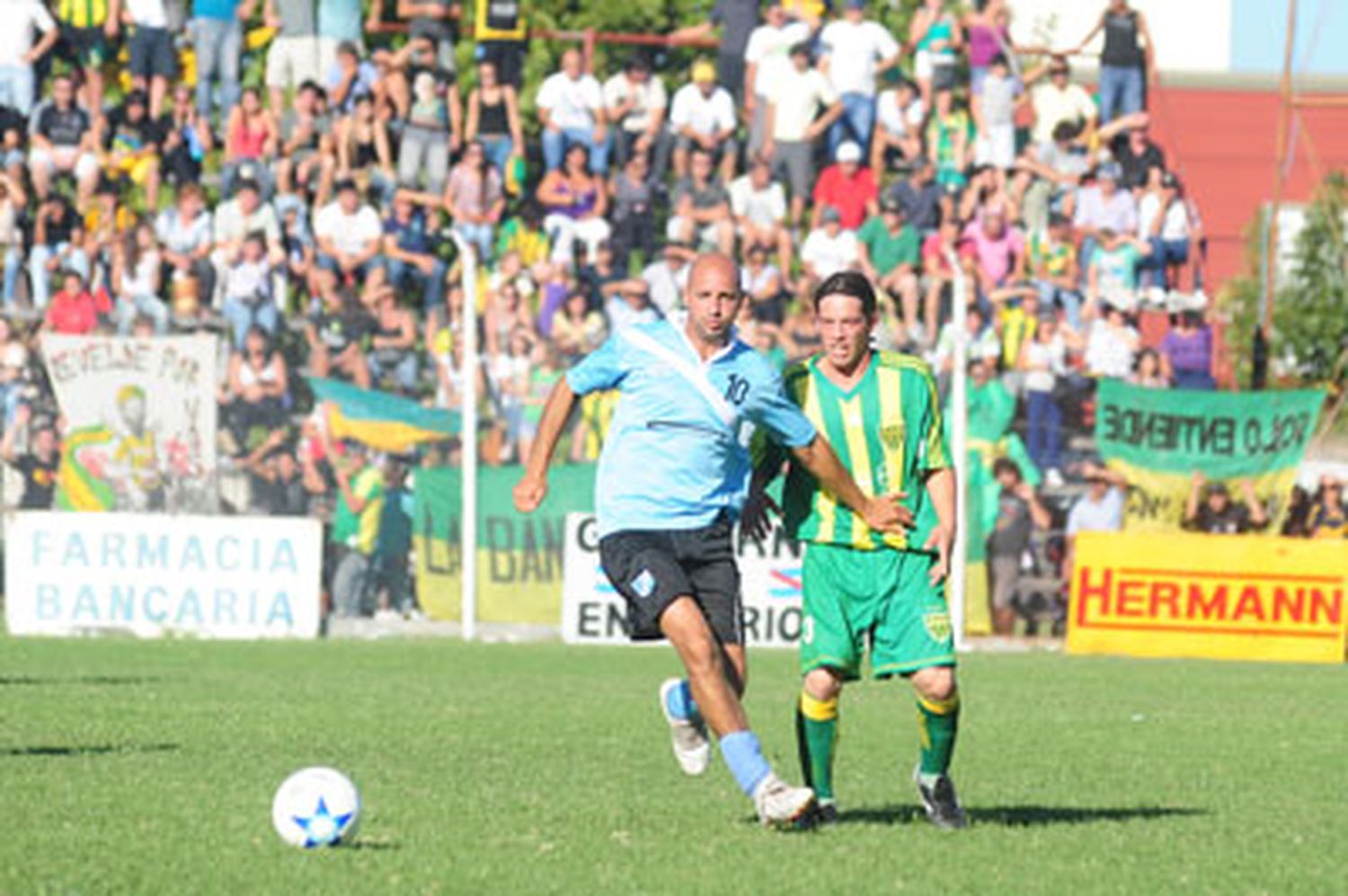 Fútbol Local: el sábado se jugarán dos adelantos por la División A