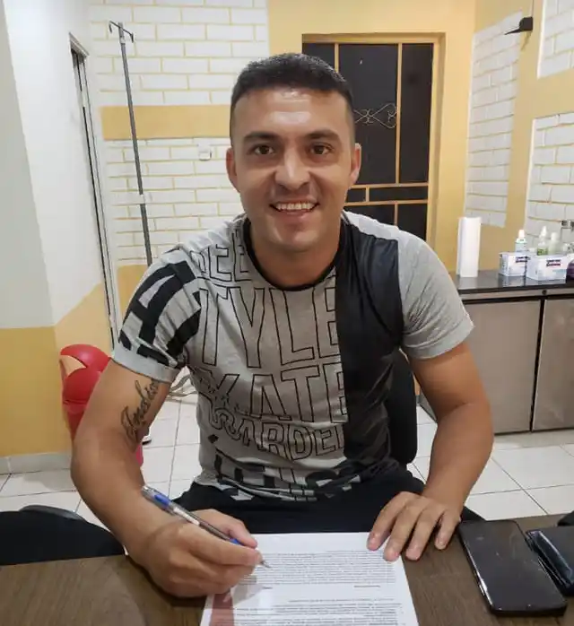 El Salvador: Jonathan Cerrutti pasó a Titán sin debutar en Sonsonate