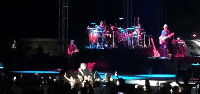 Eros Ramazzotti se contagió con el público. Foto CL