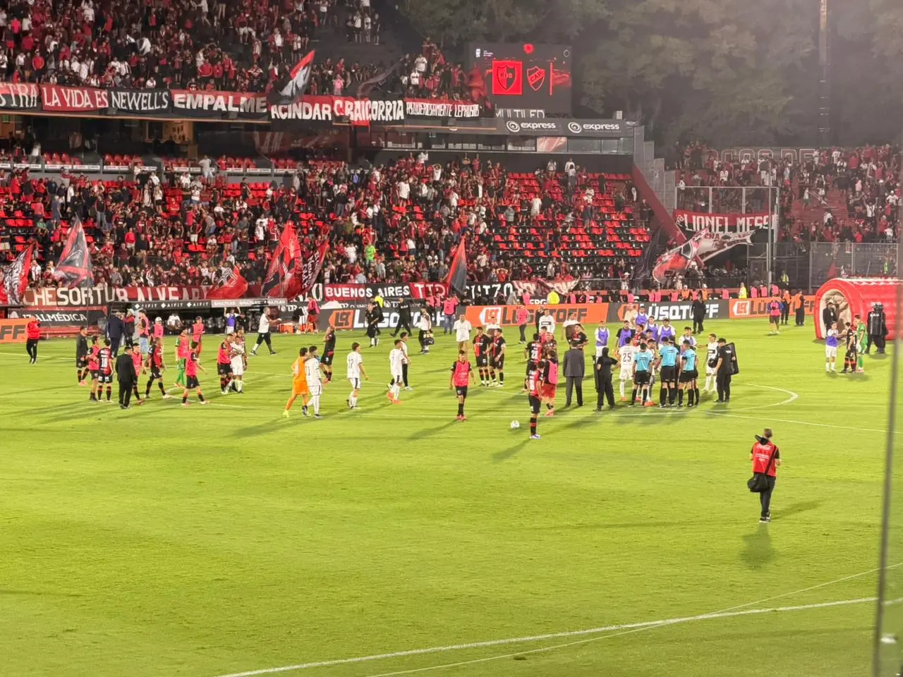 Newell´s empató por 1 a 1 ante Platense en el Coloso luego de que le anularan dos goles