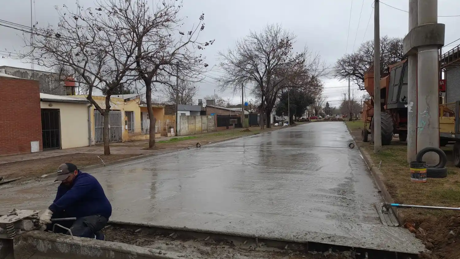 La ciudad suma otra cuadra pavimentada.