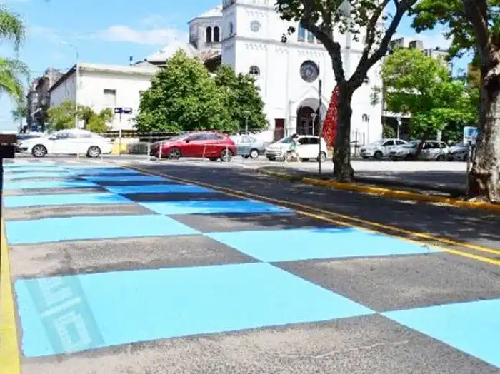 �SCorredor  gastronómico al aire libre⬝