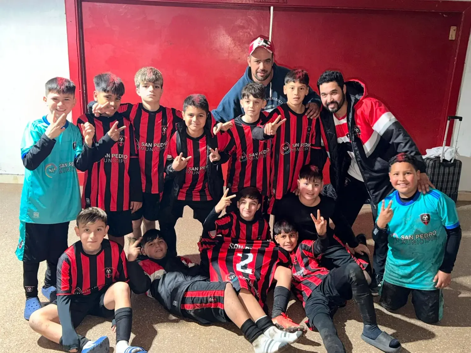 El combinado 2015 de San Pedro ganó en su segunda presentación.