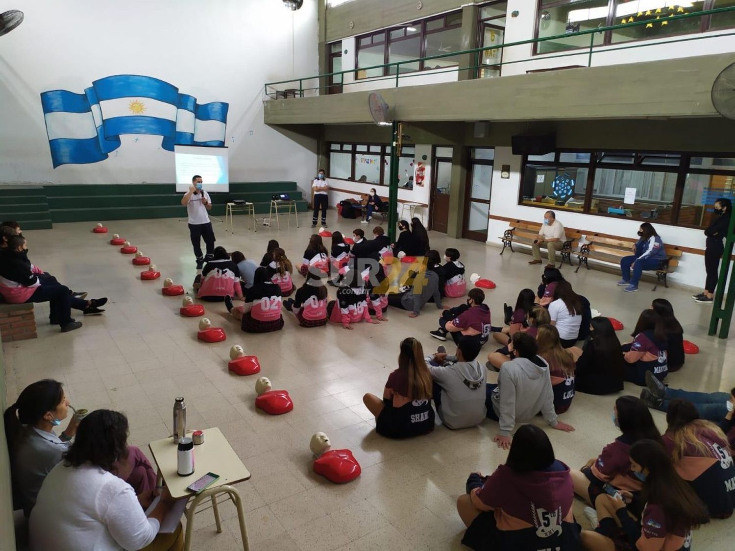 Comenzó capacitación en RCP y primeros auxilios para alumnos de 5° año 