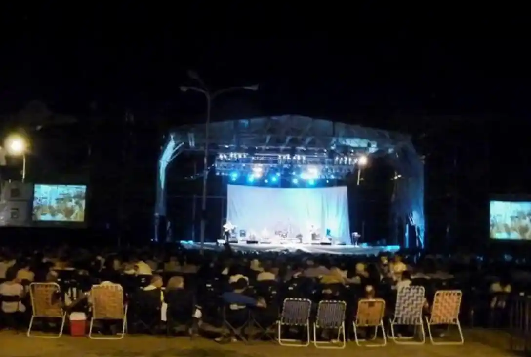 Debido a la lluvia la Fiesta Nacional del Mate se realizará el lunes y el martes