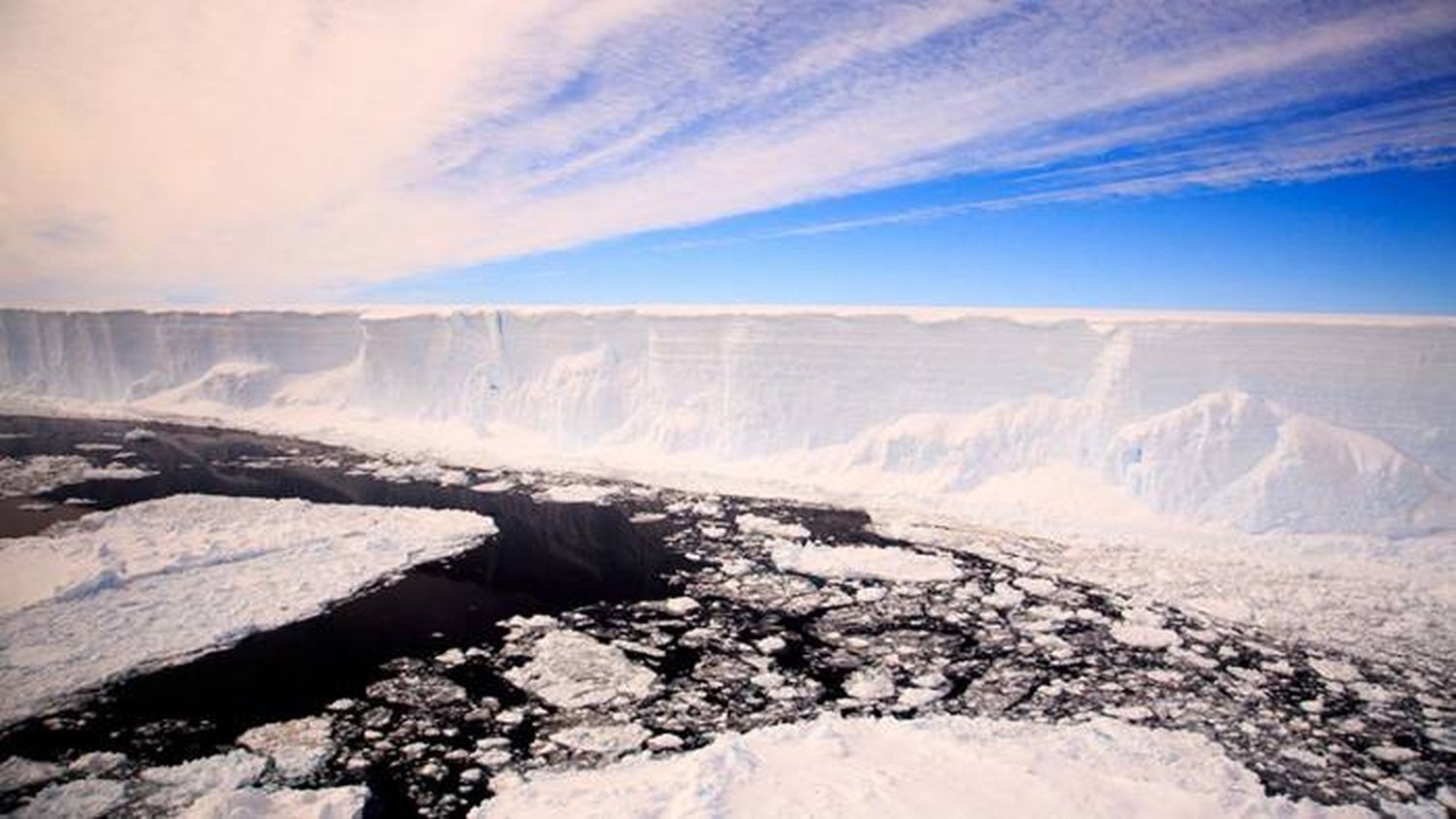 Aumenta la preocupación  por el impacto del  derretimiento de un iceberg