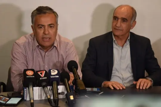 Salvador debate con Cornejo el futuro de la UCR en Cambiemos