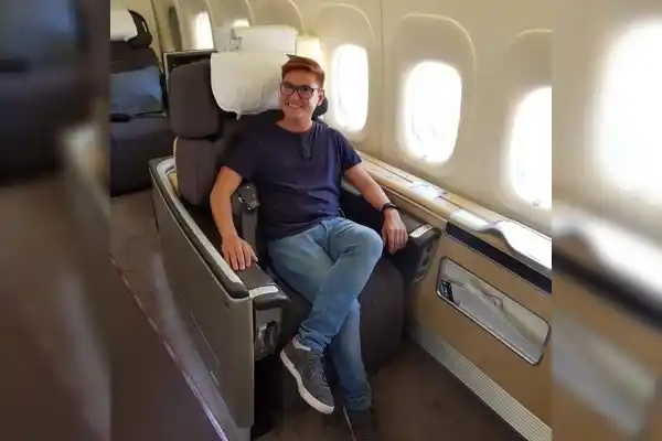 Mientras avanza la causa en su contra, Gonzalo Ávila sigue con su fábula de multimillonario