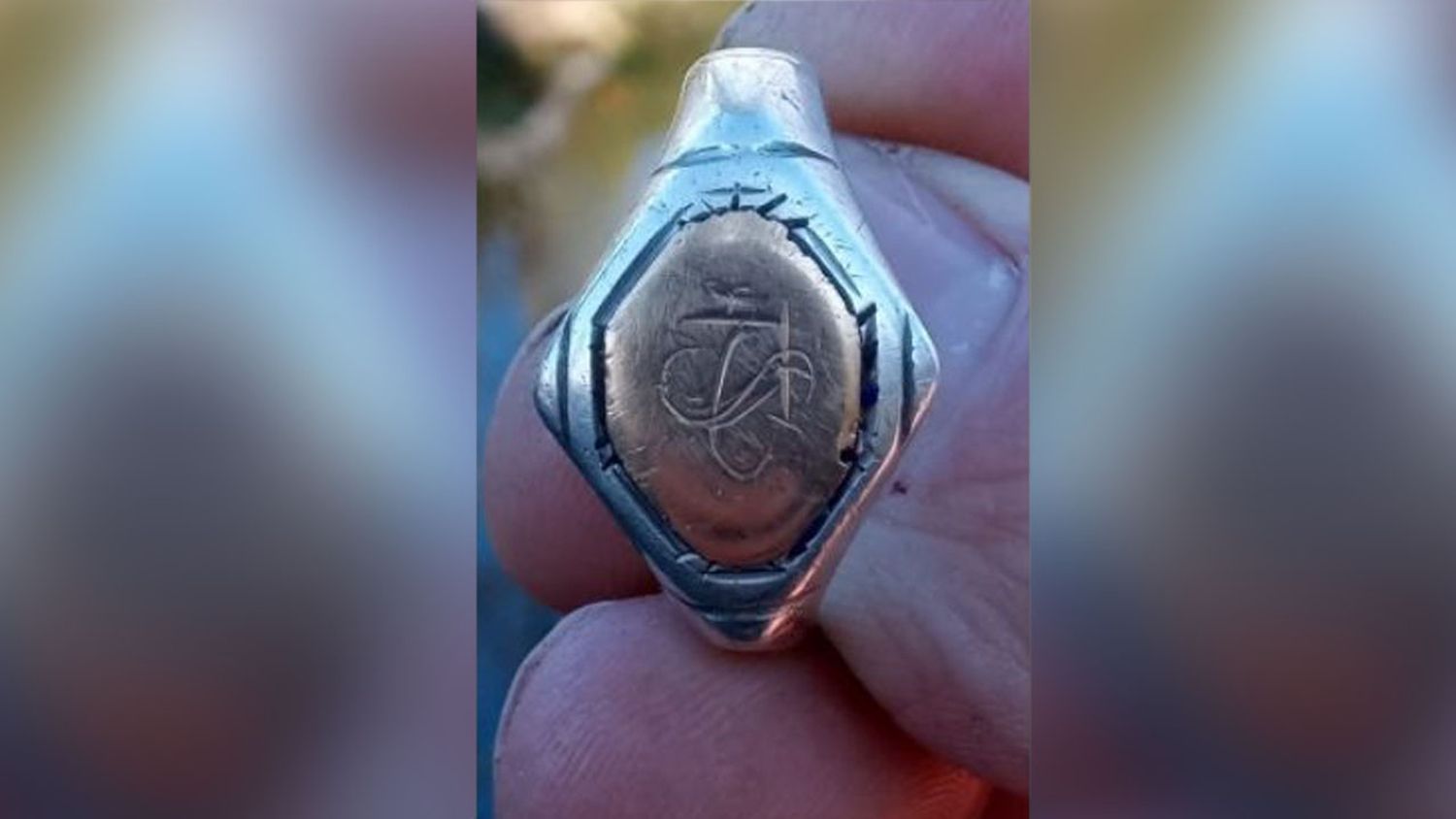 ¿El anillo de San Martín? Hallaron en Pilar un objeto que podría ser del prócer