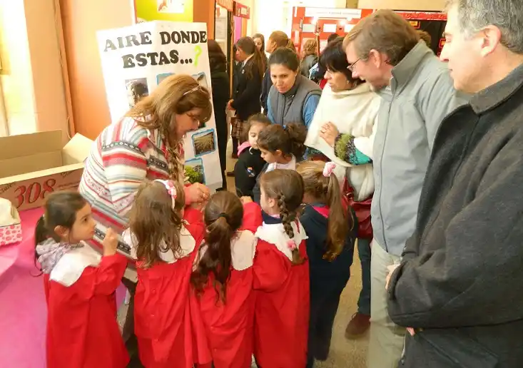 Inauguró la Feria de Ciencia y Tecnología 