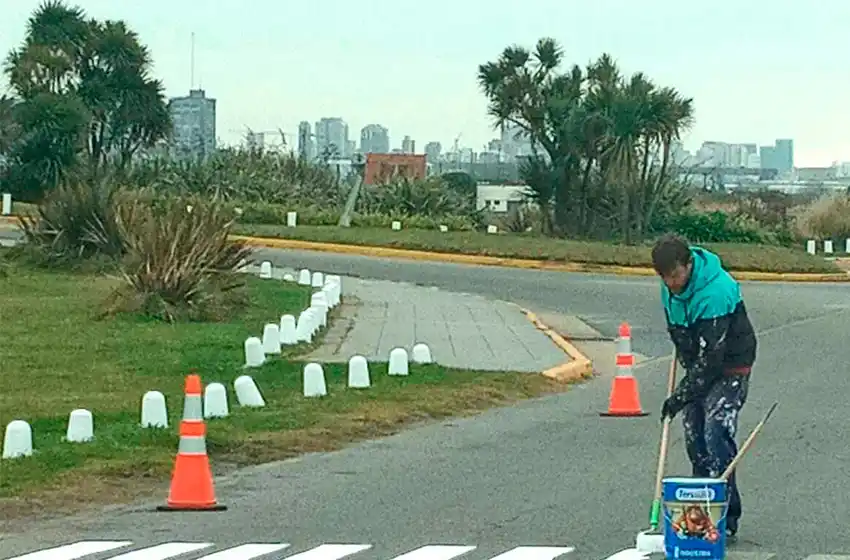 Punta Mogotes todo el año: realizan obras y tareas de mantenimiento