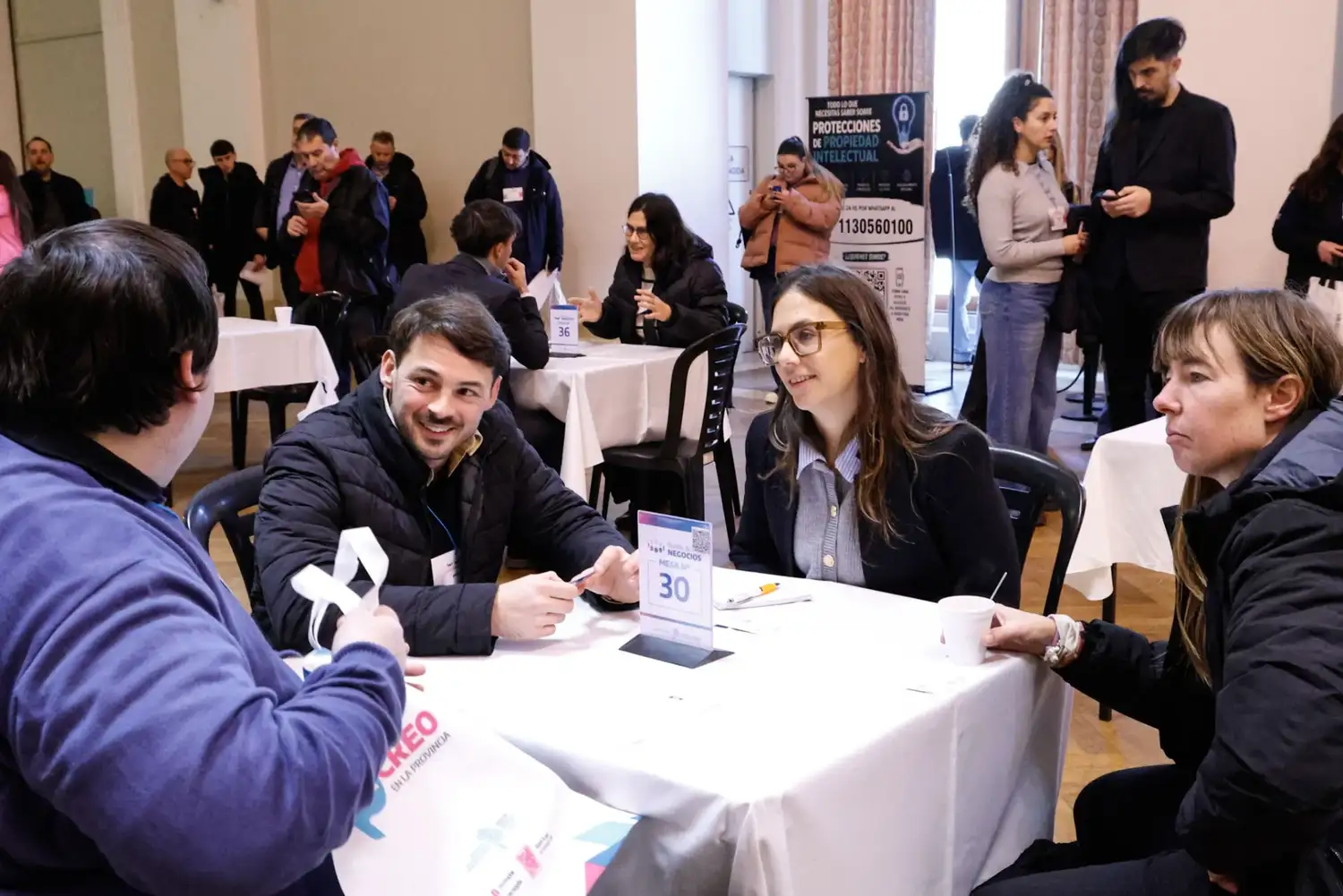 La actividad se desarrolló en el Teatro Auditorium y generó más de mil entrevistas comerciales entre empresas.