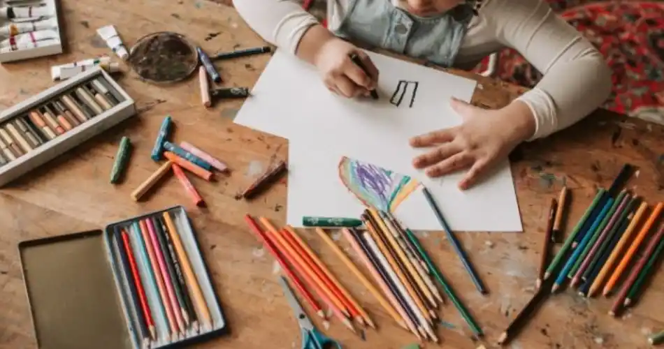 Buscan familia adoptiva para una niña de once años