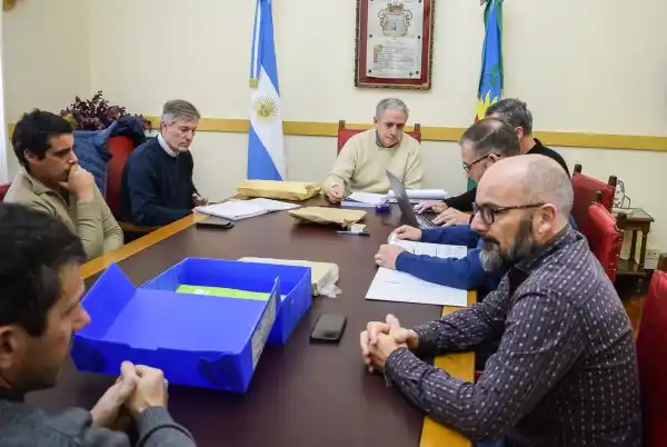 Dos empresas interesadas en la construcción de la primera etapa de la cloaca máxima en Chascomús