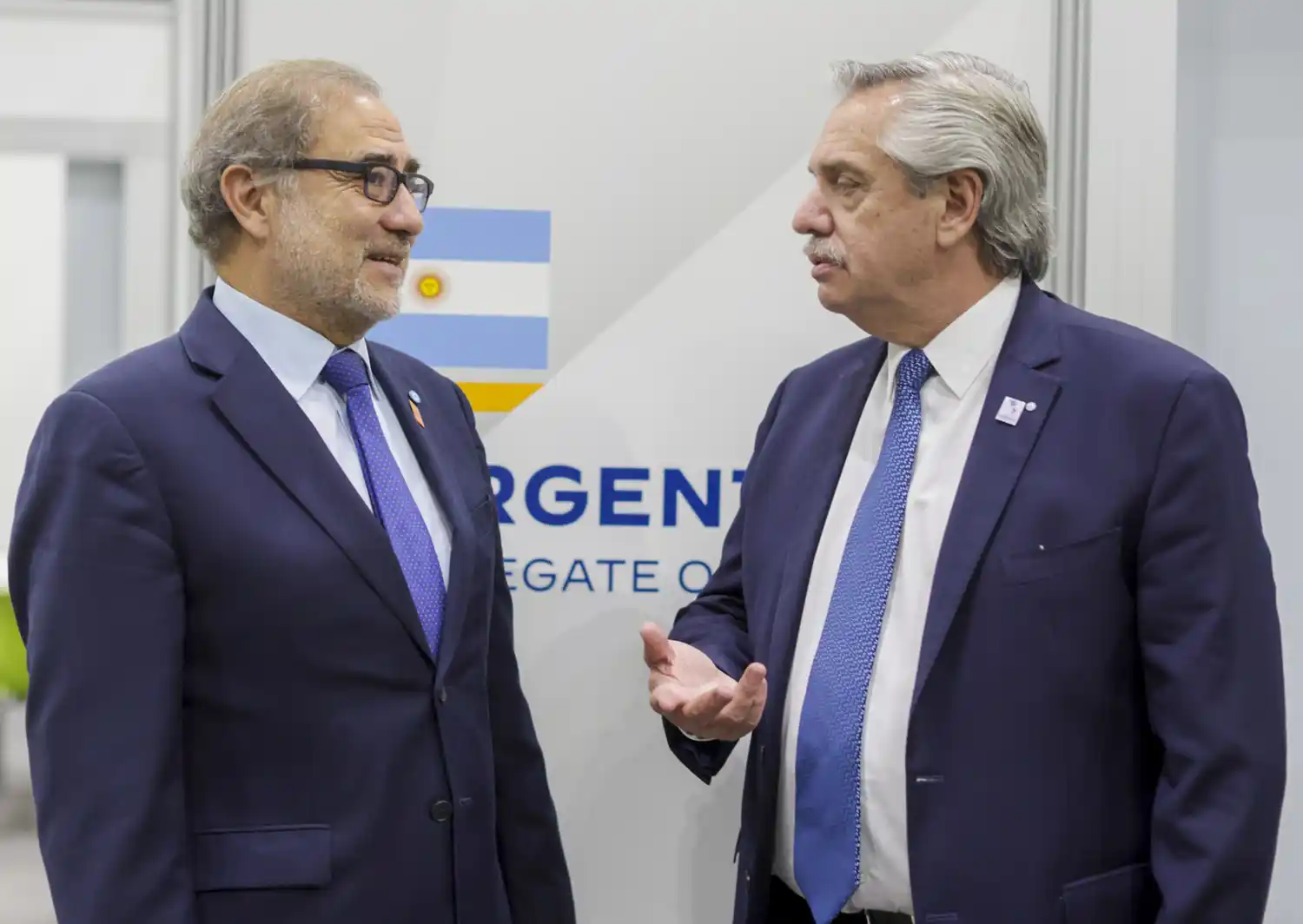 El embajador argentino en Estados Unidos, Jorge Argüello, junto al Presidente.
