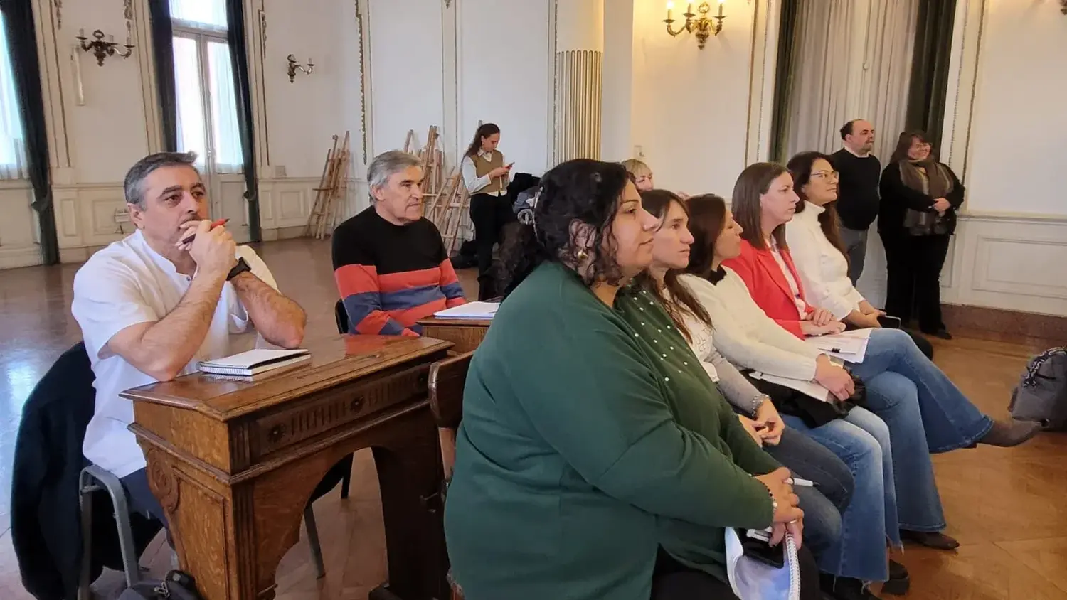 Los integrantes del jurado en el primer encuentro, que tuvo lugar el viernes pasado