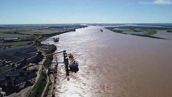 El Gobierno creó el Ente Nacional de Control y Gestión  de la Hidrovía Paraná - Paraguay