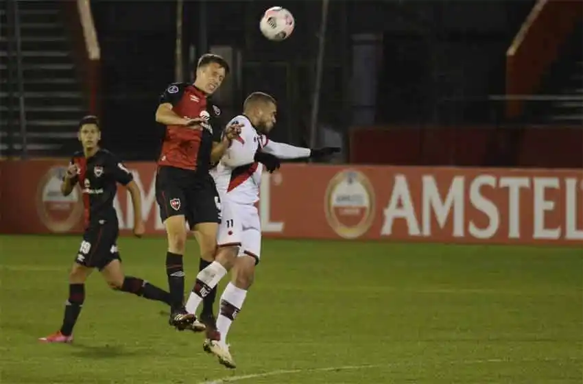 Newells igualó ante Goianiense, dejó una buena imagen pero se despidió de la Copa Sudamericana