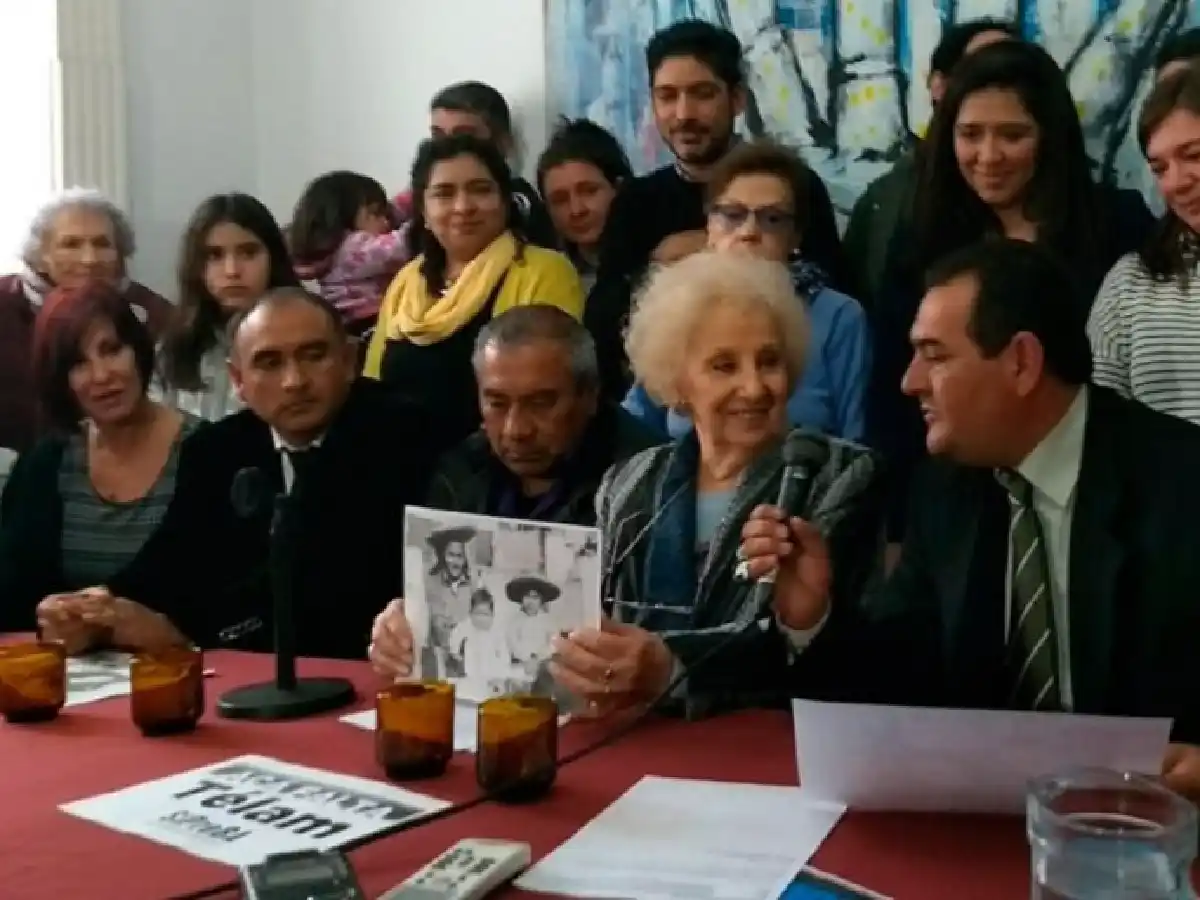 Abuelas confirmó la identidad de la nieta 129, que se reencontrará con su padre