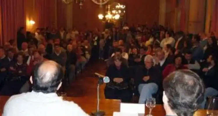 La democracia en juego o el juego de la democracia
