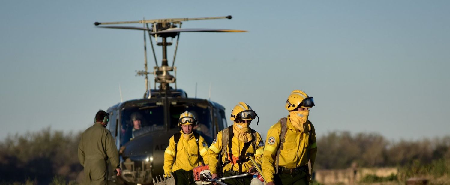 Entre Ríos trabaja en los comandos de Santa Fe y Buenos Aires para contener los incendios